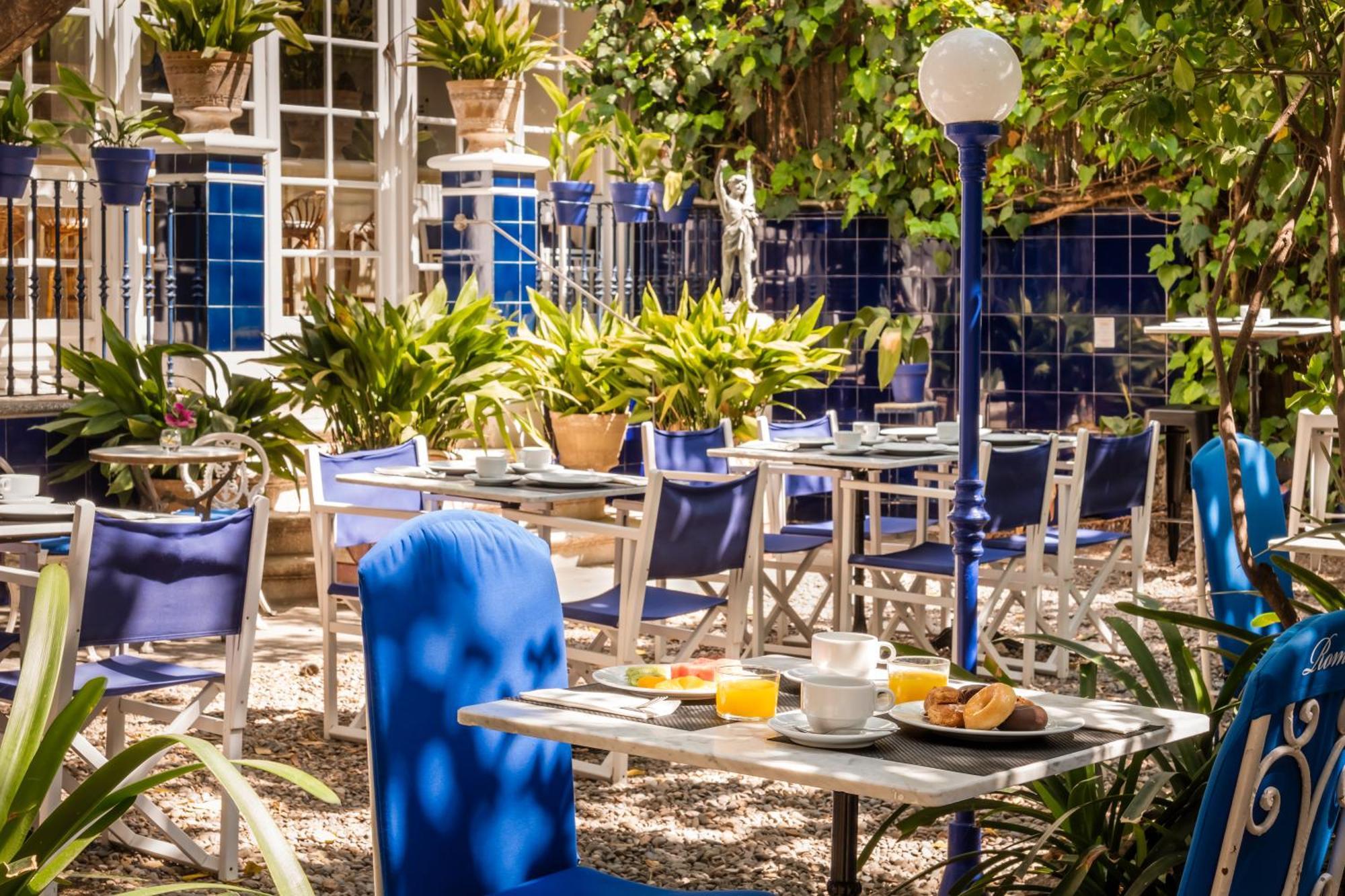 Hotel Medium Renaixenca Sitges Exterior photo